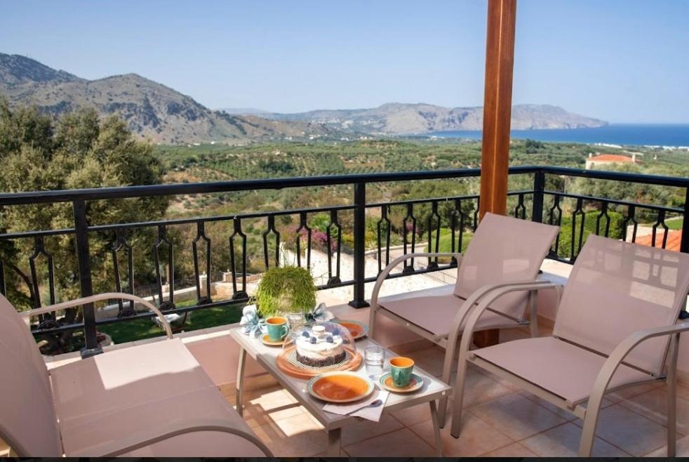 Villa Kermes Heated Pool Kournas Exterior photo