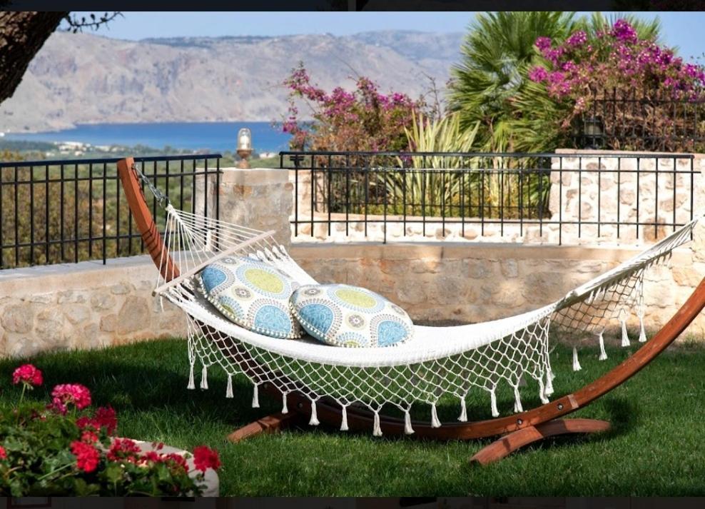 Villa Kermes Heated Pool Kournas Exterior photo